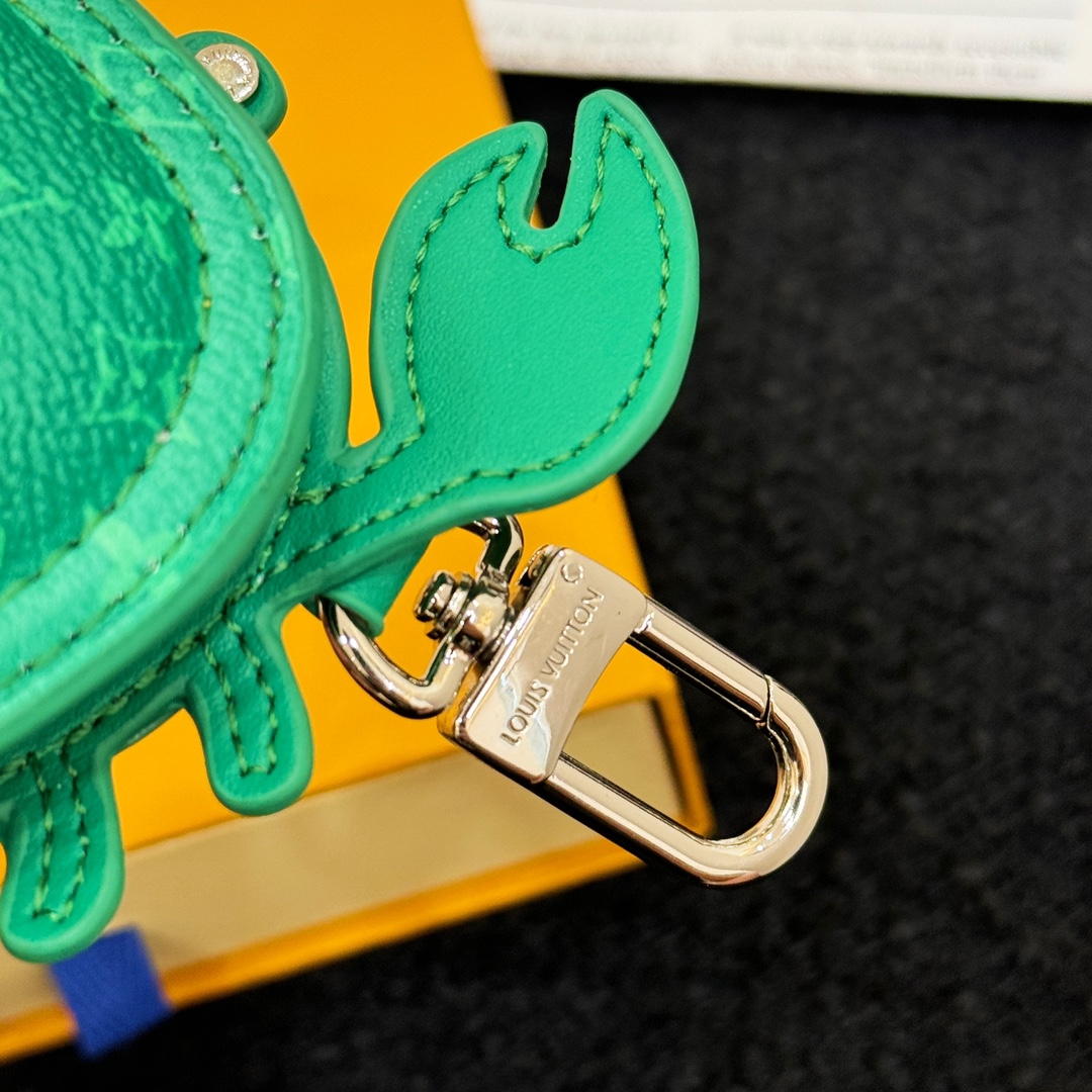 LV Green Crab Bag Charm M01931